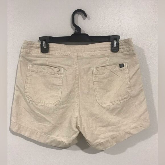 New With Tag The North Face Womens Shorts Front and Back Pockets Size 10 - Picture 4 of 9